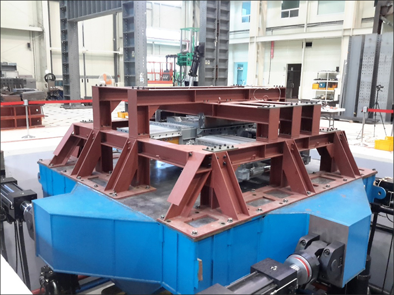 철도차량주변압기